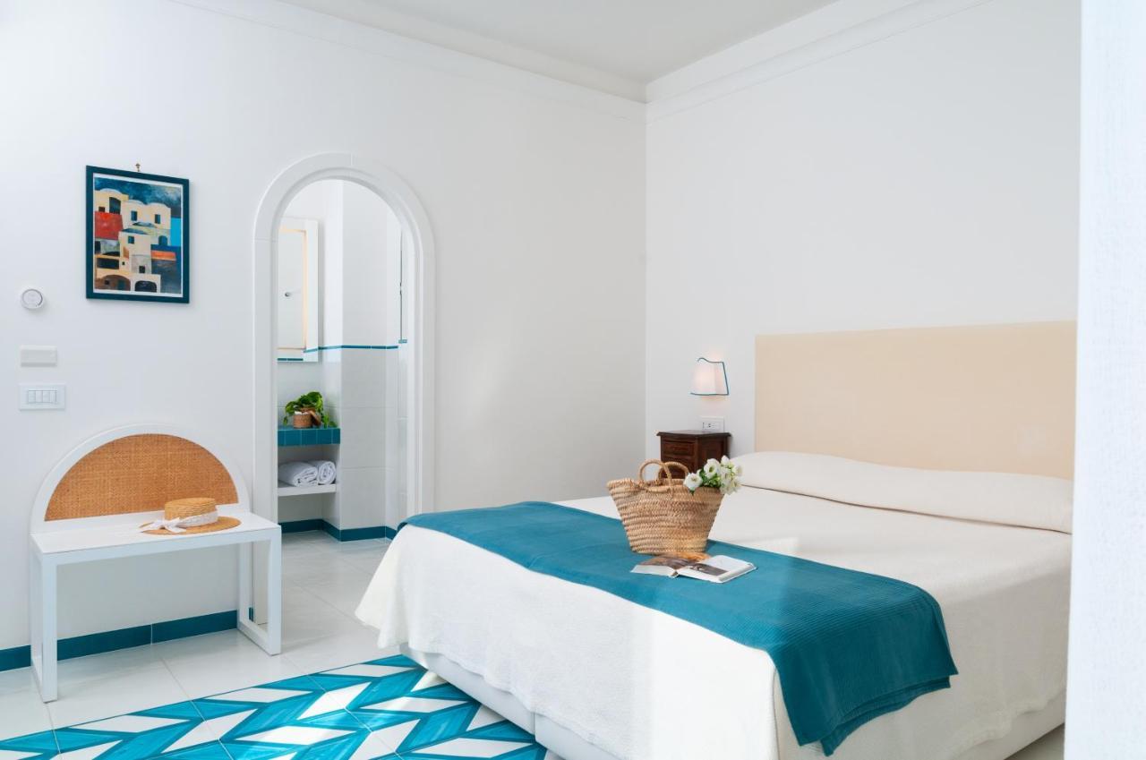 Chambre Double ou Lits Jumeaux - Vue sur Mer