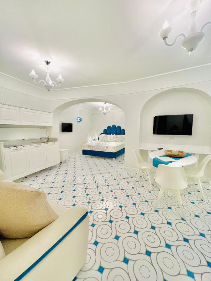 Suite Deluxe - Vue Latérale sur Mer