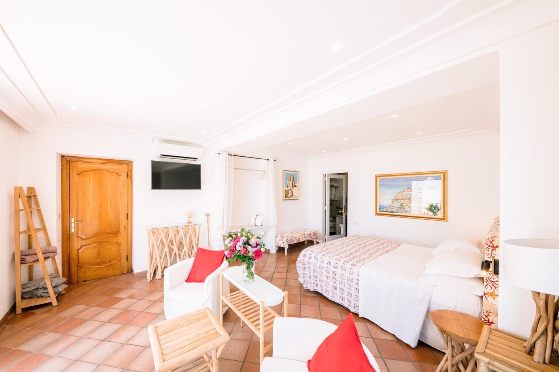 Deluxe Junior Suite