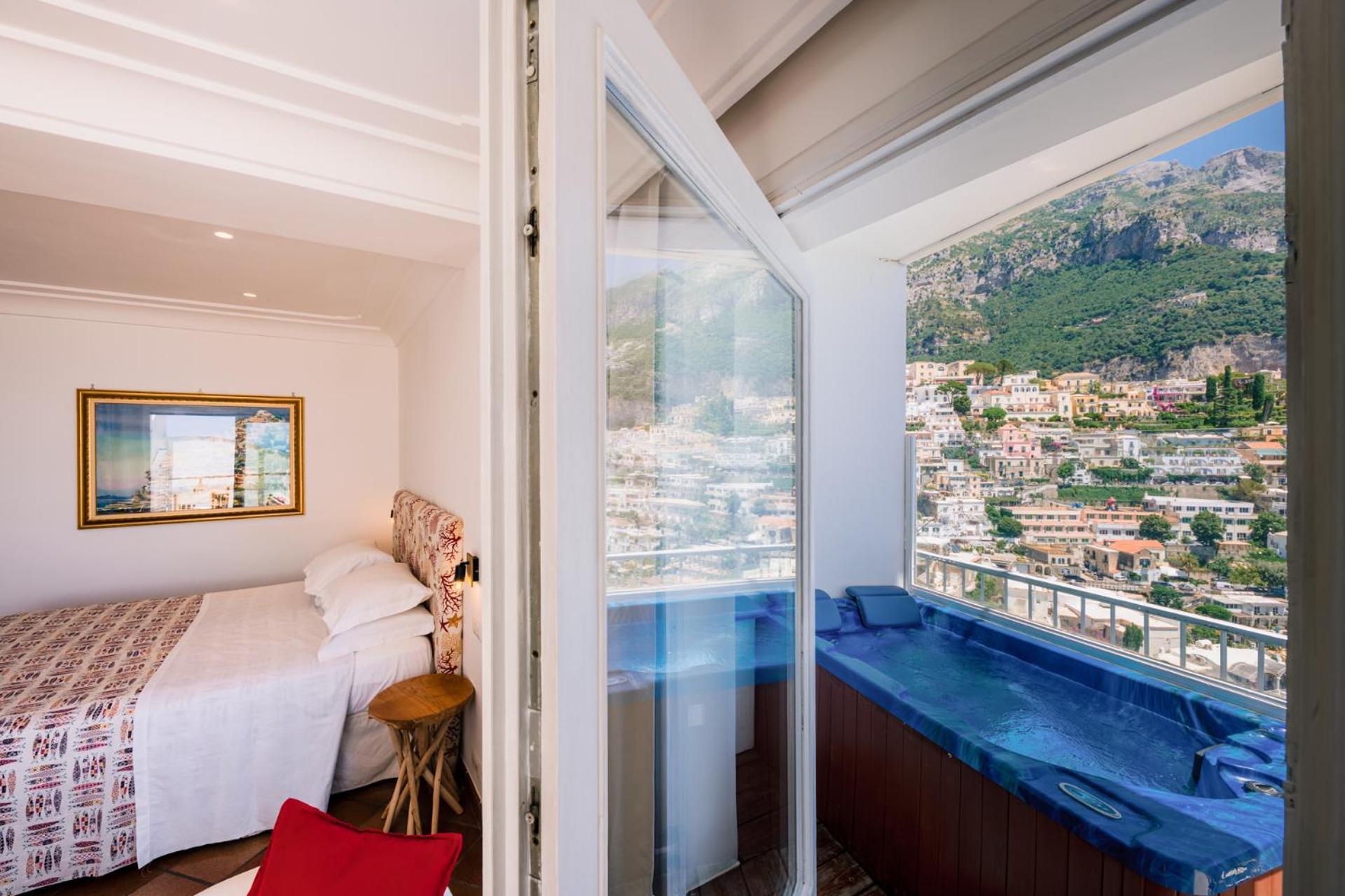 Deluxe Junior Suite