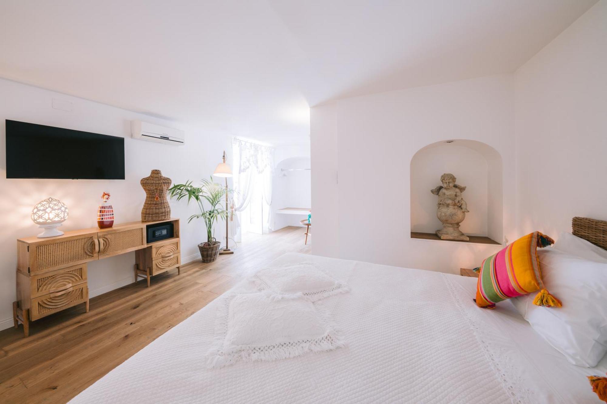 Chambre Double - Vue sur Piscine