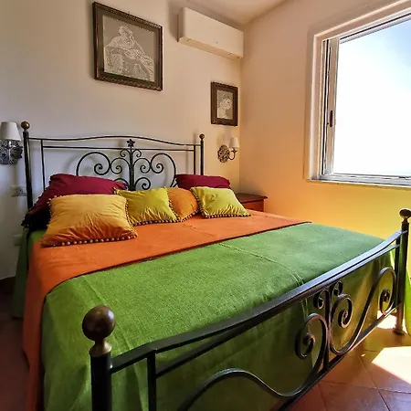 Romantic Suite Overlooking The Sea-2