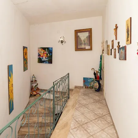 Dream House-2